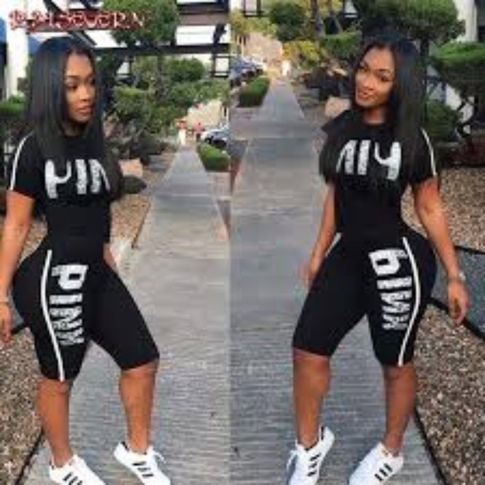 Black short-set